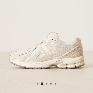 New balance 1906r off white unisex sneakers